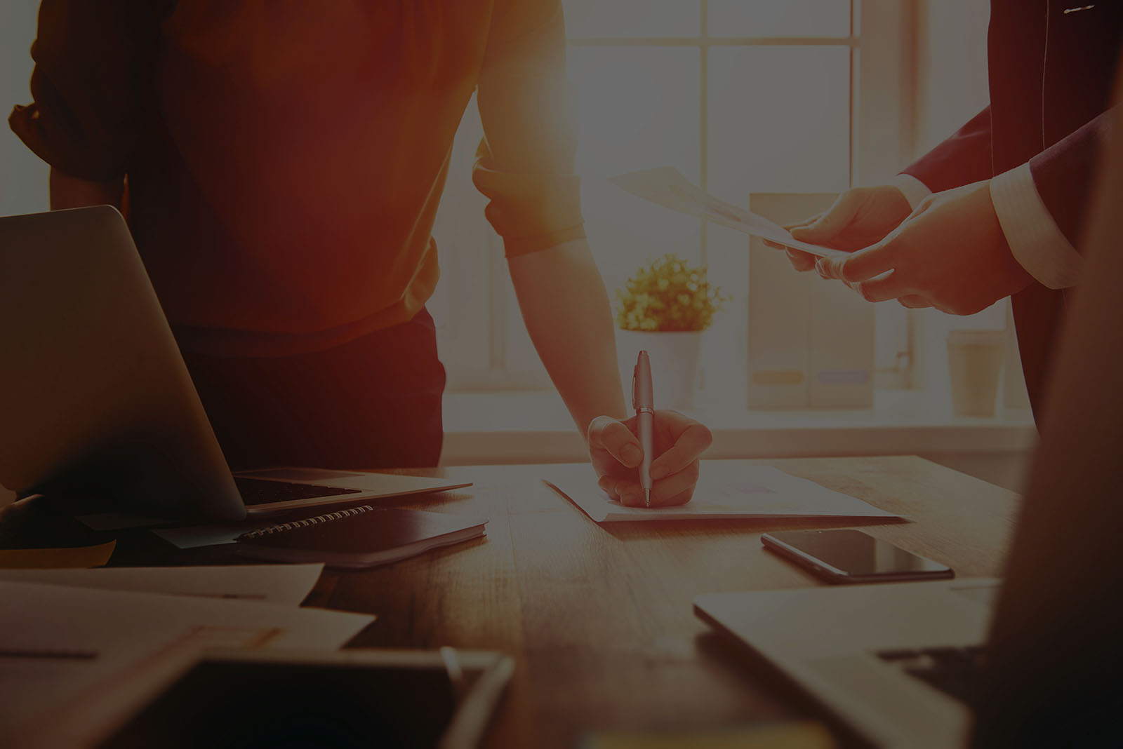 Hacking with Swift is a Complete iOS Development Training Course